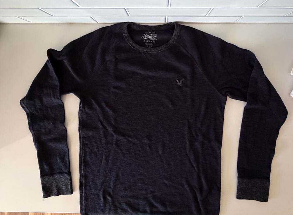 American Eagle Outfitters Heritage Thermal 100% cotton Size M
